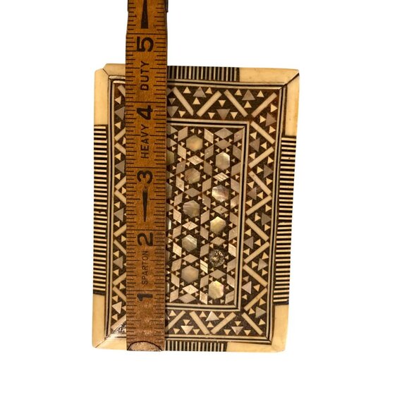Wooden Marquetry Jewelry Trinket Stash Box With Geometric Inlay Design - Picture 9 of 12
